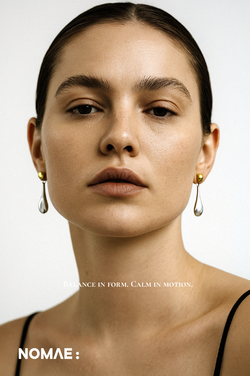 POISE Aira Dual-Tone Earrings